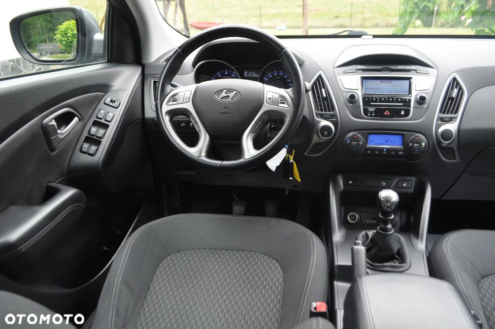 Hyundai ix35 1.6 2WD Fifa World Cup Edition - 22