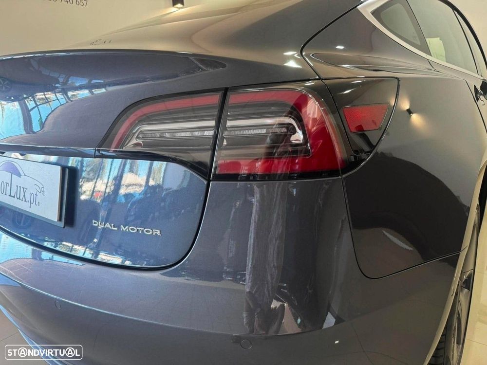 Tesla Model 3 Long-Range Dual Motor AWD - 9