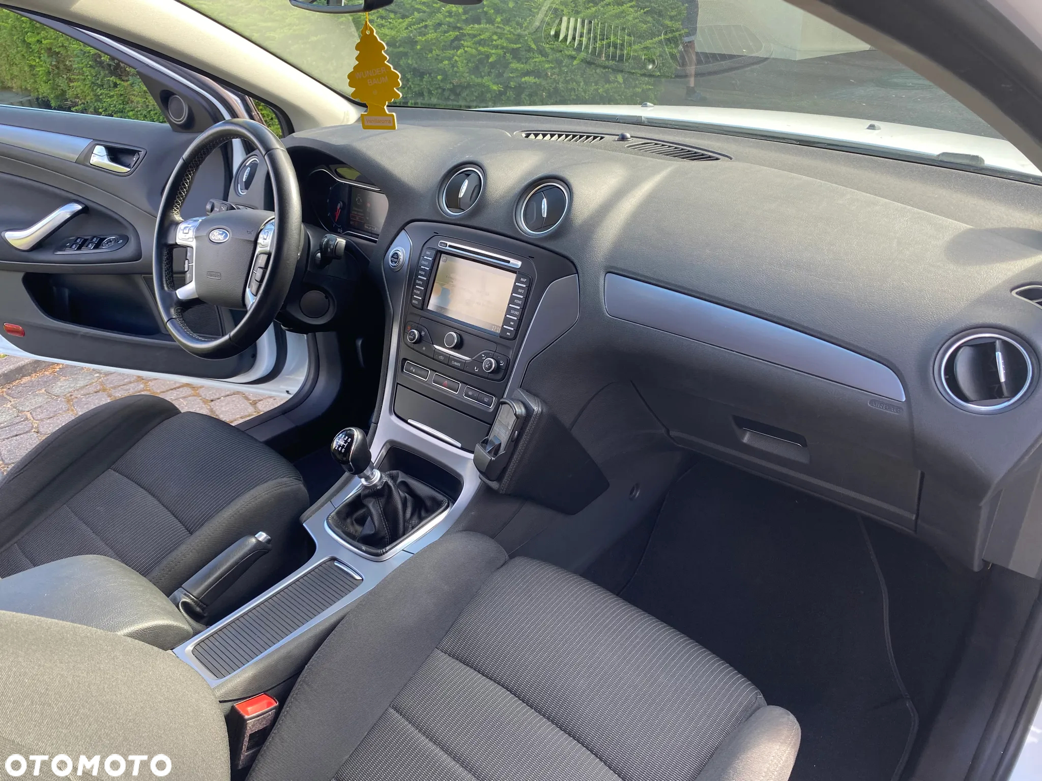 Ford Mondeo 2.0 TDCI Business Edition - 15