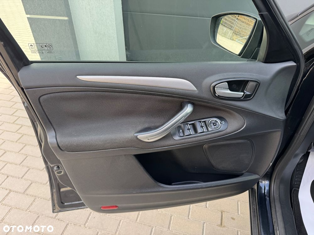 Ford S-Max 2.0 TDCi DPF Business Edition - 21