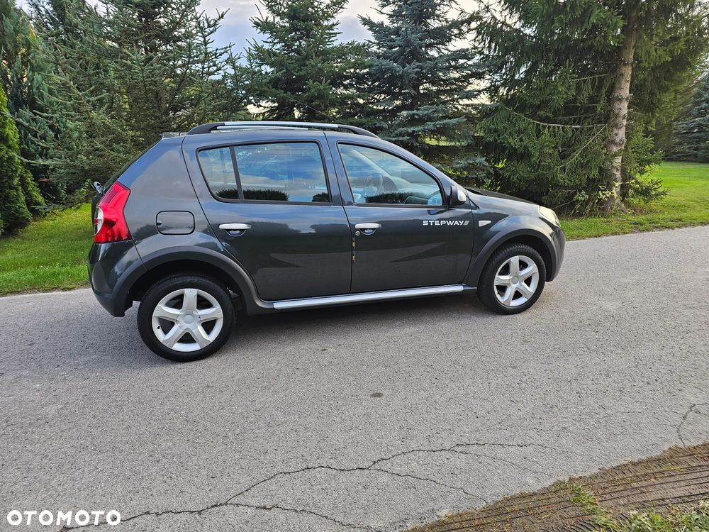 Dacia Sandero Stepway 1.6 - 21