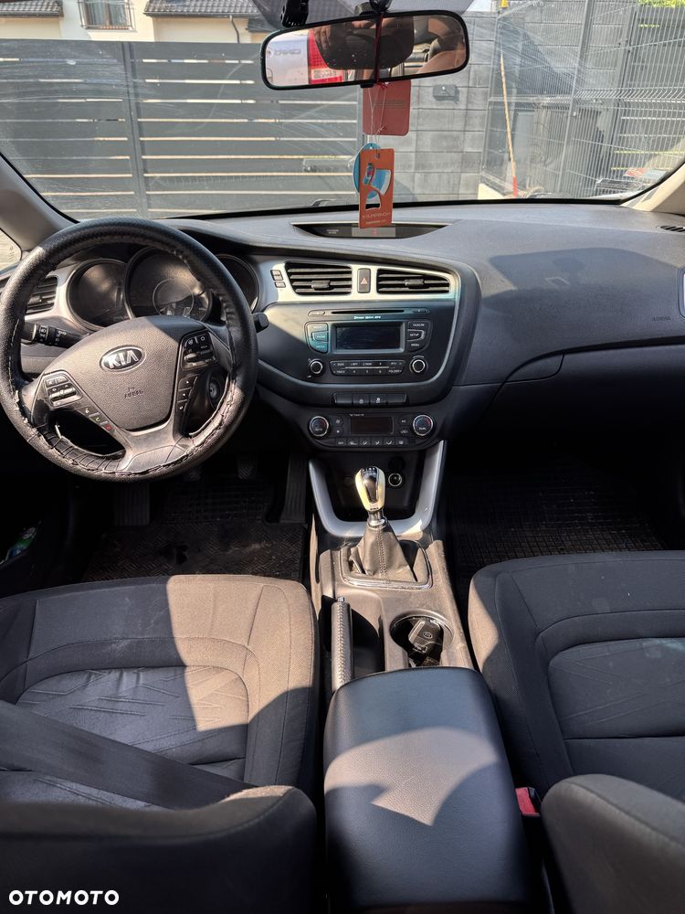 Kia Ceed - 7