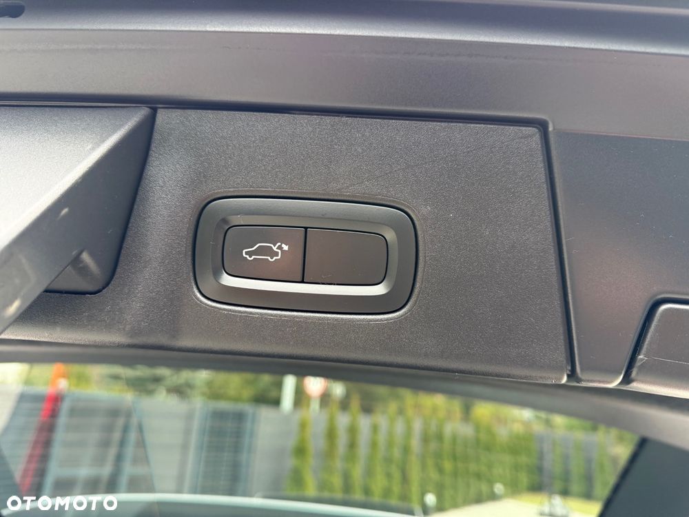 Volvo V90 Cross Country T5 AWD Pro - 14