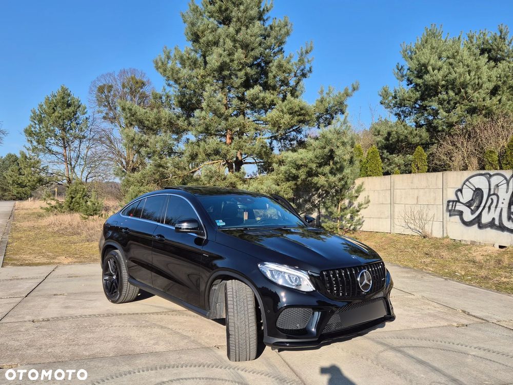 Mercedes-Benz GLE - 29