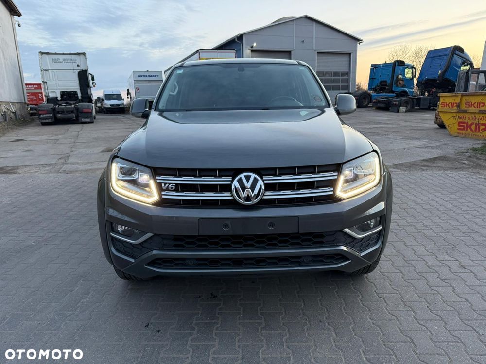 Volkswagen Amarok 3.0 V6 TDi 4MOTION Aventura - 3