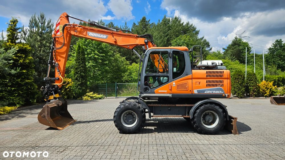 Doosan DX140W-5 - 2