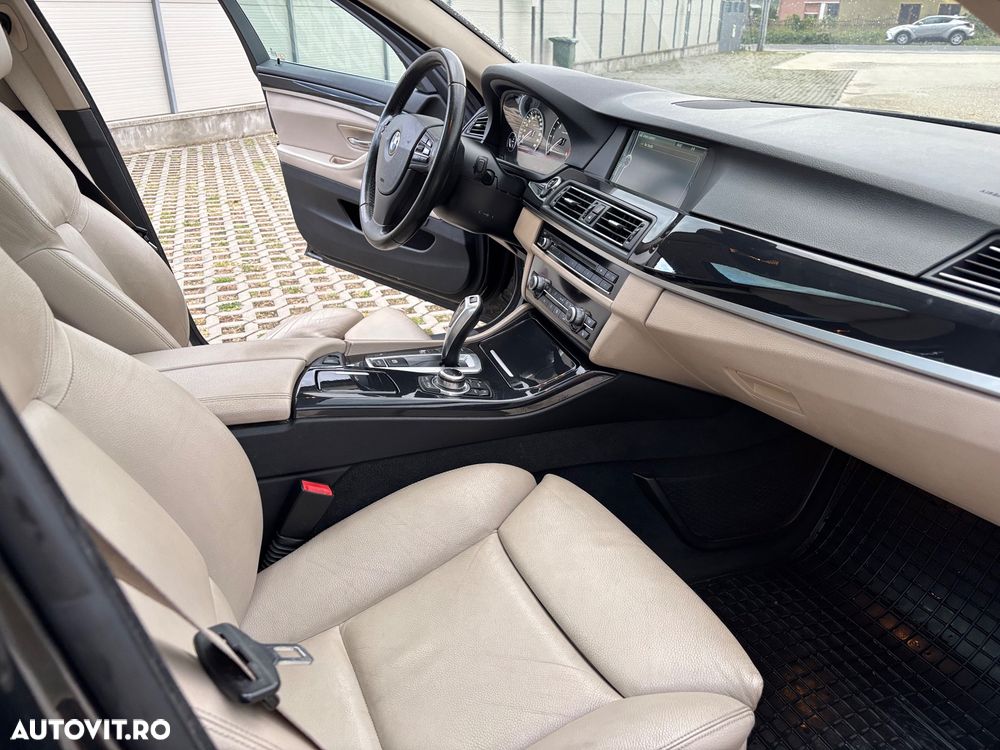 BMW Seria 5 525d Aut. - 16
