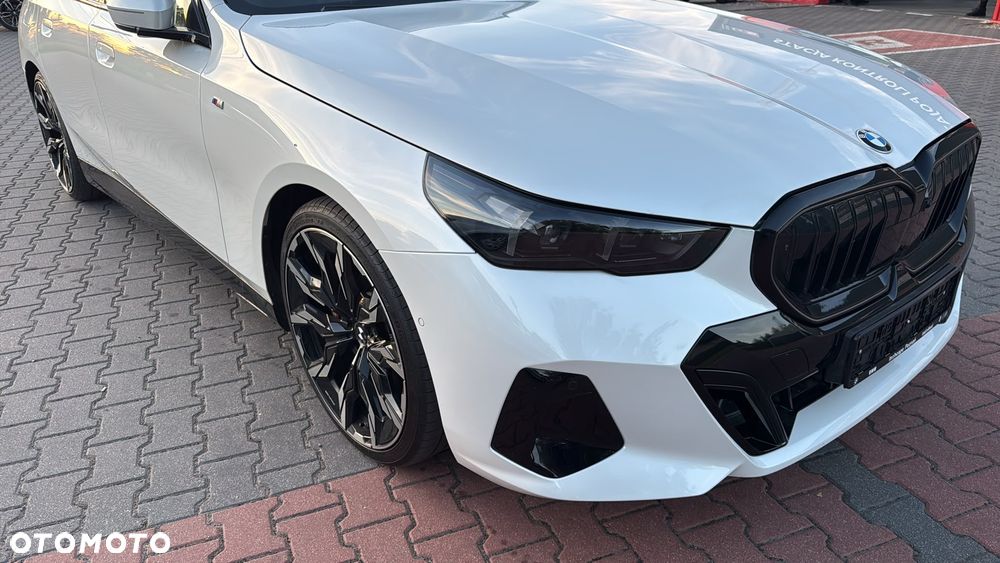 BMW Seria 5 520i - 7