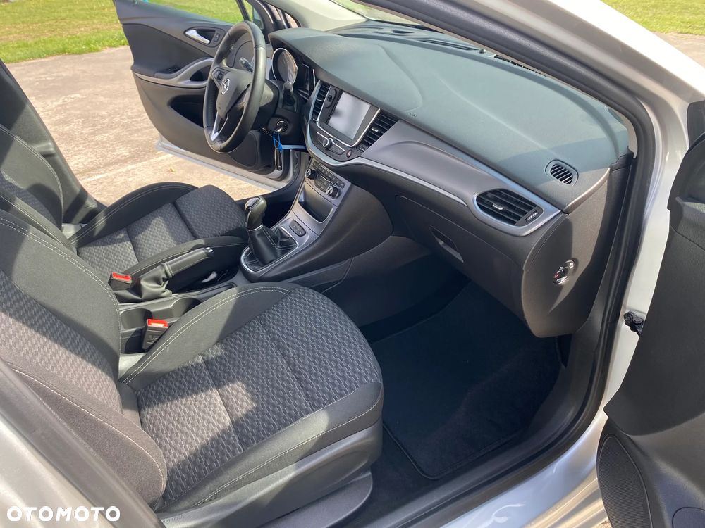 Opel Astra 1.4 T Elite S&S - 11