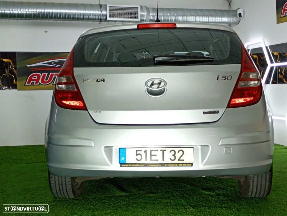 Hyundai i30 1.6 CRDI Classic - 26