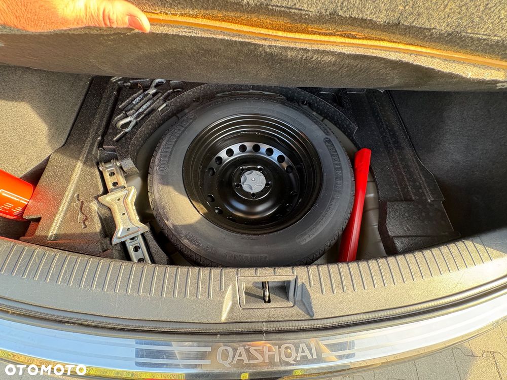 Nissan Qashqai ver-2-0-dci-4x4-tekna - 8