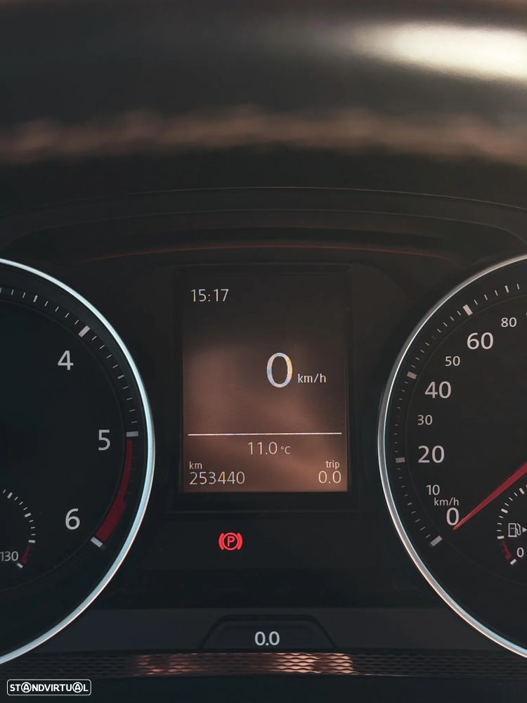 VW Golf GTD (BlueMotion ) - 13