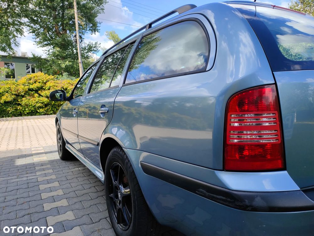 Skoda Octavia 1.6 Tour Classic - 7