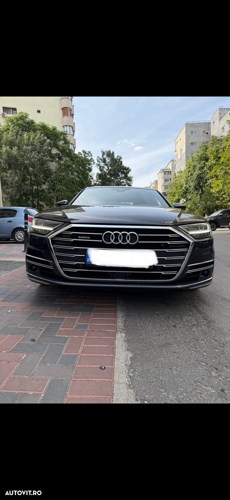 Audi A8 - 2