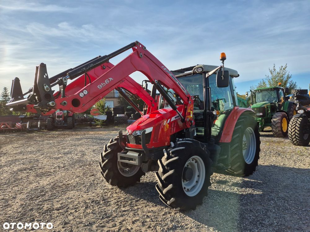 Massey Ferguson 5610 - 2