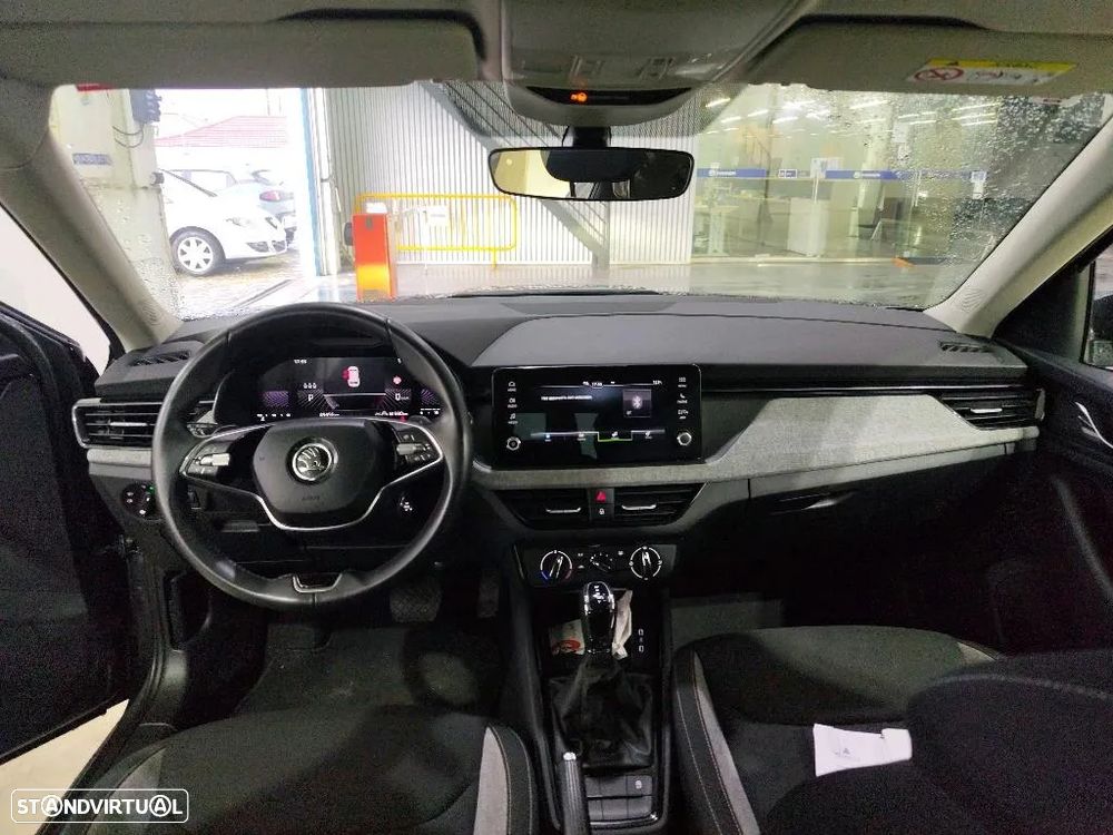 Skoda Kamiq 1.0 TSI DSG - 8