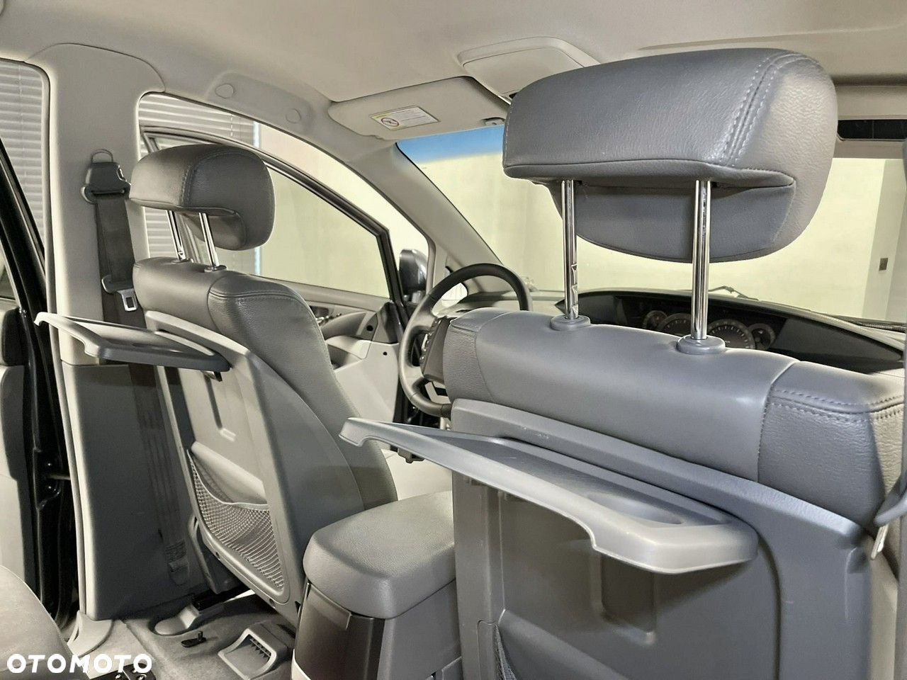 SsangYong/KGM Rodius RD 270 2WD Automatik Xdi s - 27