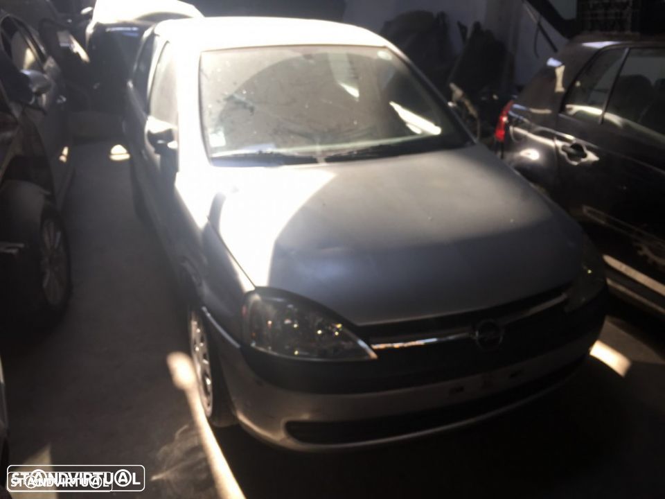 Opel Corsa C 1.0i de 2004 para peças - 3