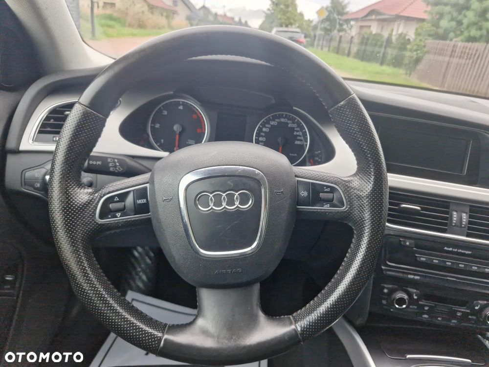 Audi A4 Limousine - 39