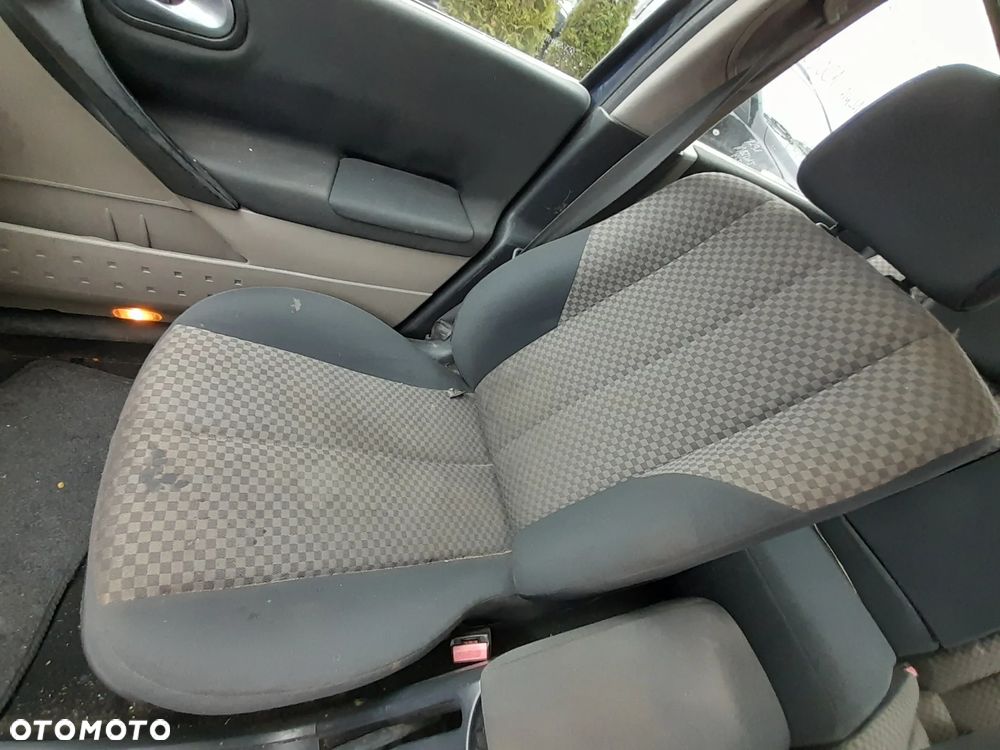 RENAULT MEGANE II FOTELE KANAPA KOMPLET HB - 3