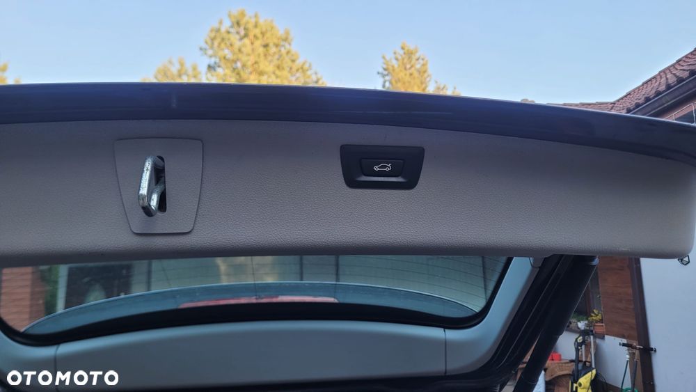 BMW Seria 3 320d Edition M Sport Shadow - 31