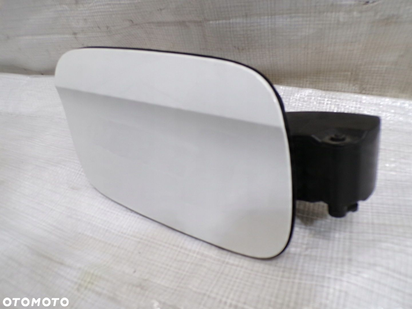 Wlew paliwa klapka Adblue Opel Insignia B 13469477 13469477 - 2