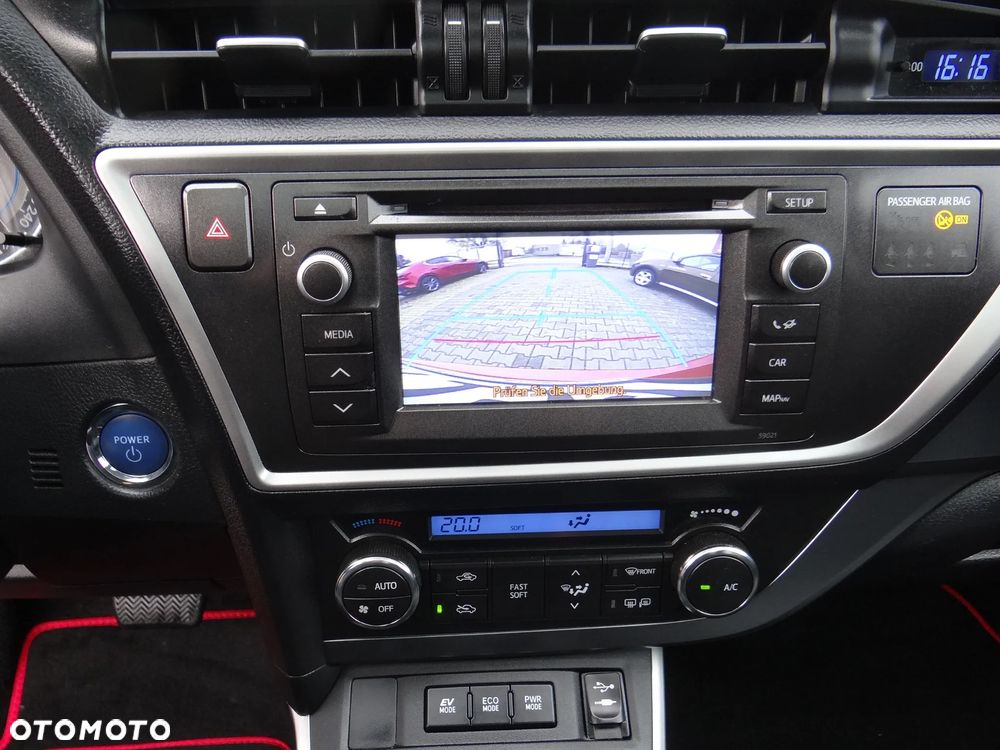 Toyota Auris 1.8 VVT-i Hybrid Automatik Touring Sports Executive - 30