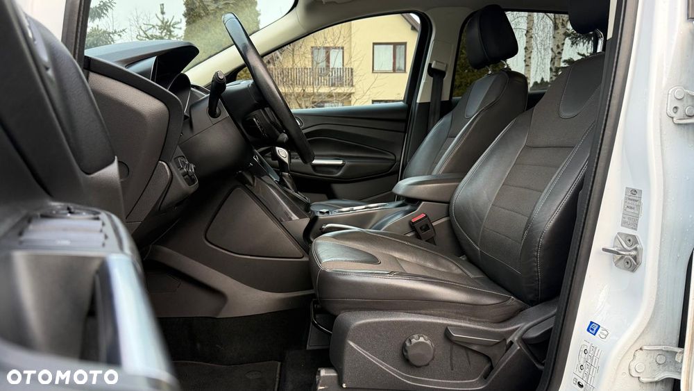 Ford Kuga 2.0 TDCi 4x4 Titanium - 19