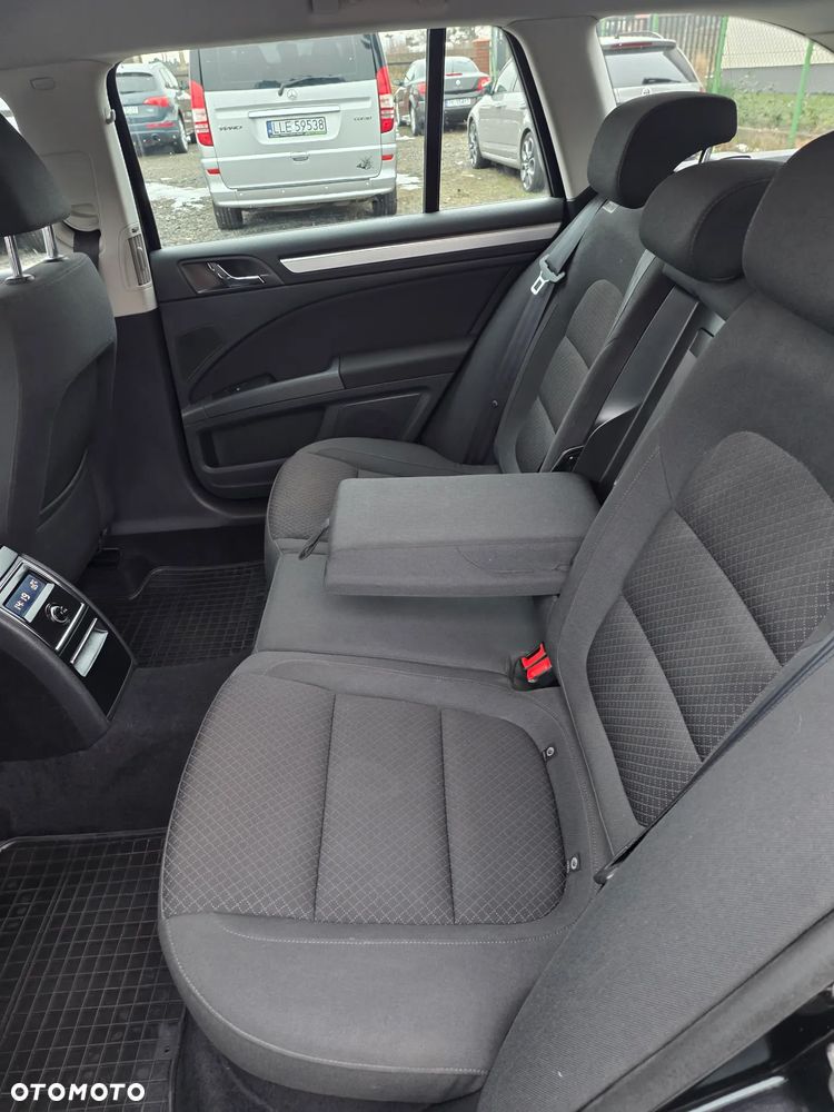 Skoda Superb 2.0 TDI Ambition Outdoor DSG - 32