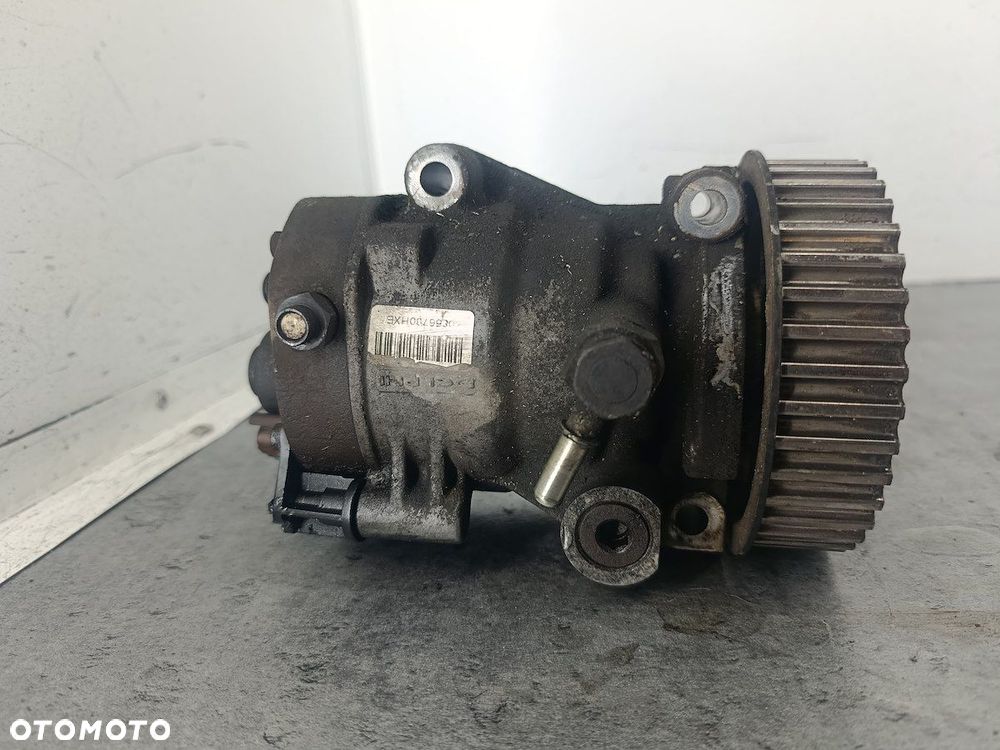 POMPA WTRYSKOWA RENAULT CLIO III ( 05-09 ) 9303Z110D DELPHI 1.5 DCI 68KM - 1