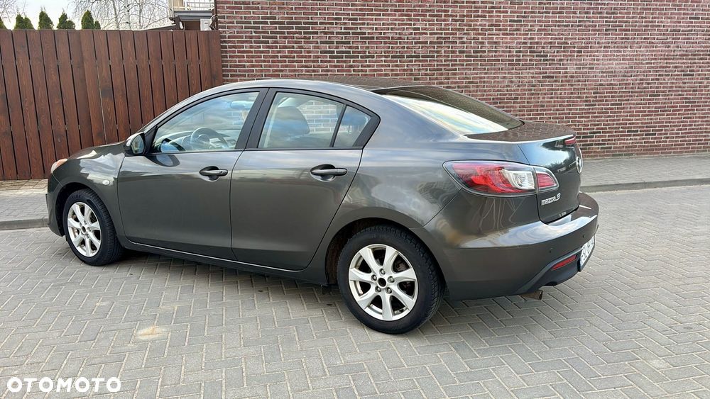 Mazda 3 1.6 Comfort EU5 - 6