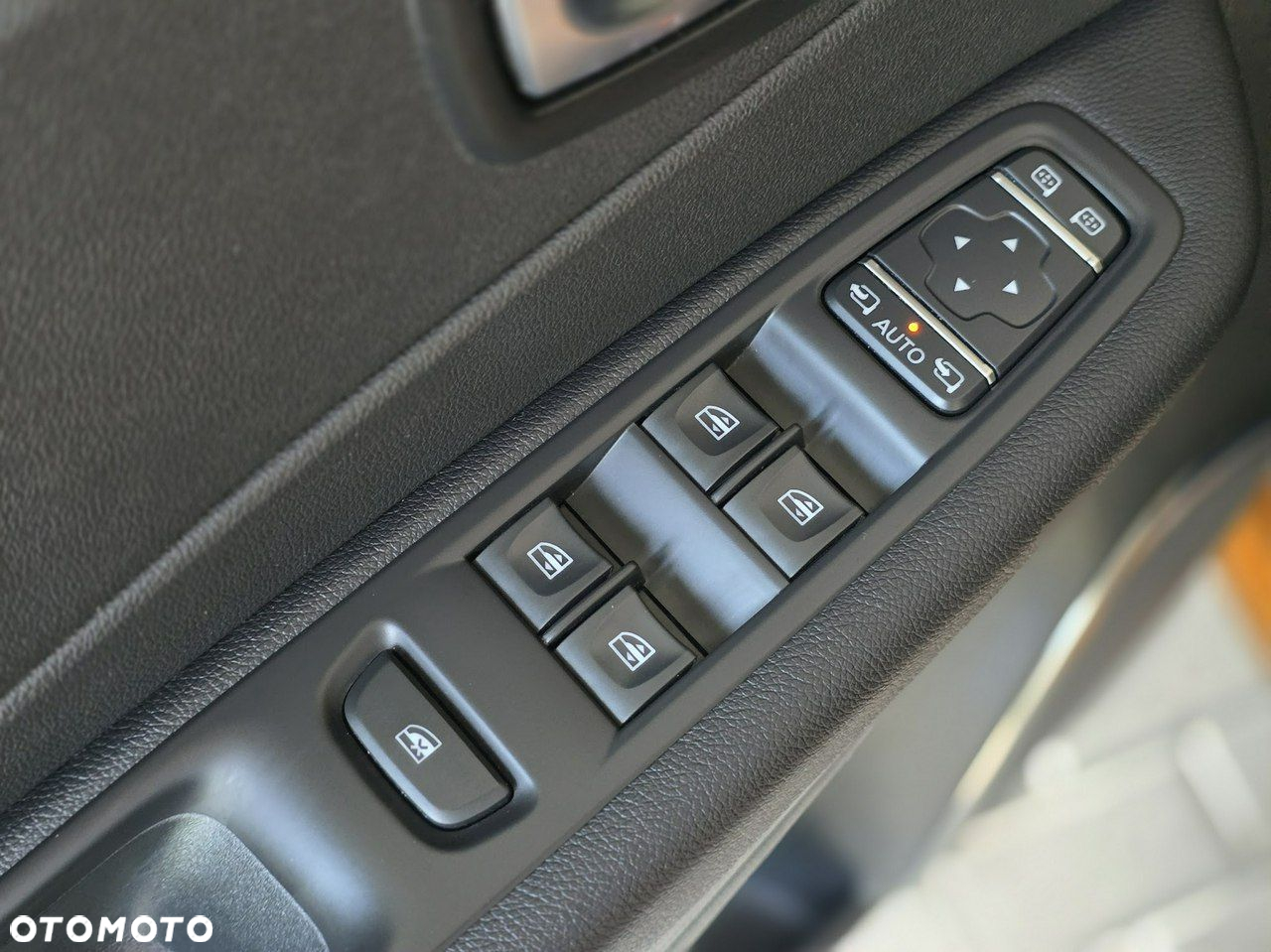 Renault Captur (ENERGY) TCe 90 LIMITED - 30