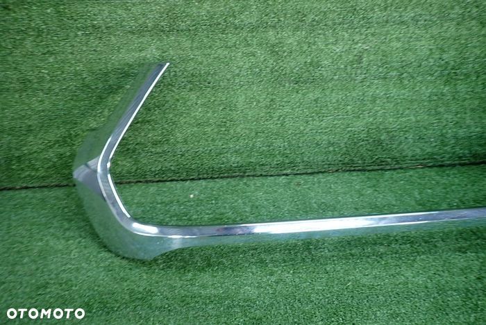 TOYOTA HILUX VIII 8 15-18 chrom atrapy - 6