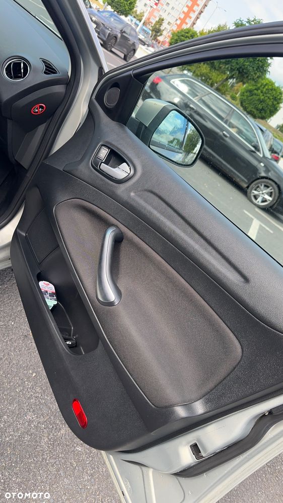 Ford Mondeo 1.8 TDCi Gold X - 9