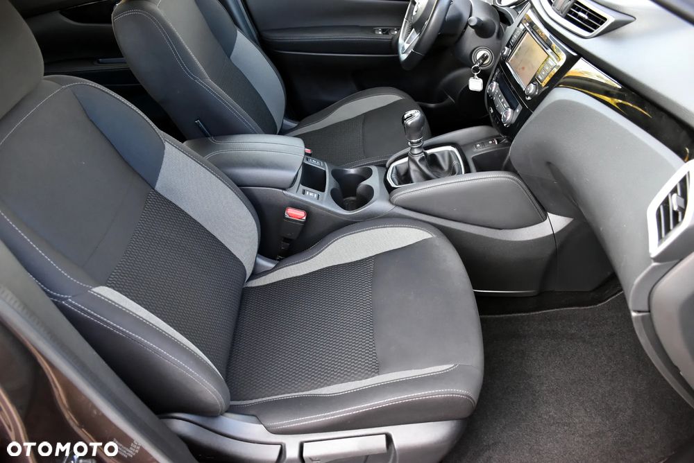 Nissan Qashqai - 23