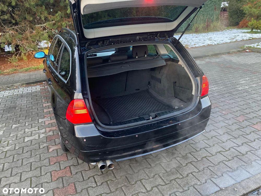 BMW Seria 3 325i - 15