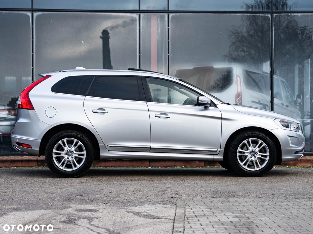 Volvo XC 60 D4 Geartronic Summum - 15