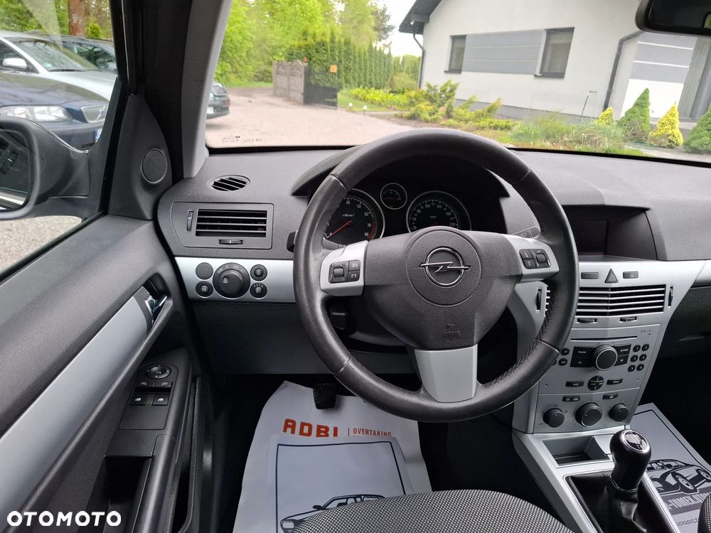 Opel Astra 1.4 NJoy - 20