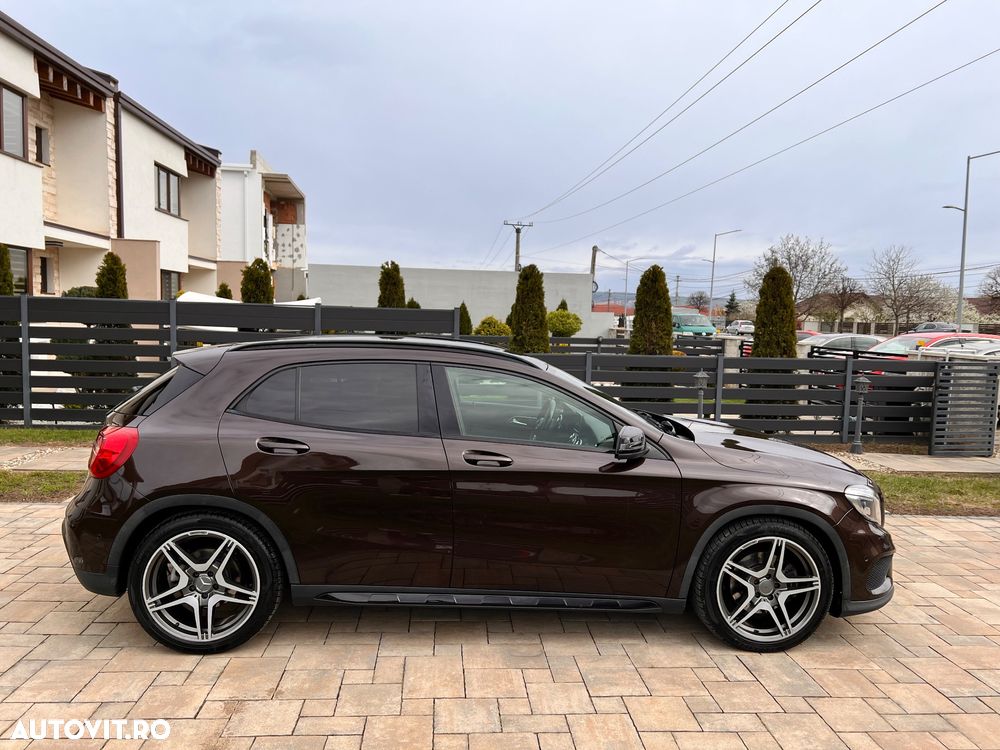 Mercedes-Benz GLA 220 CDI 4MATIC 7G-DCT AMG Line - 2