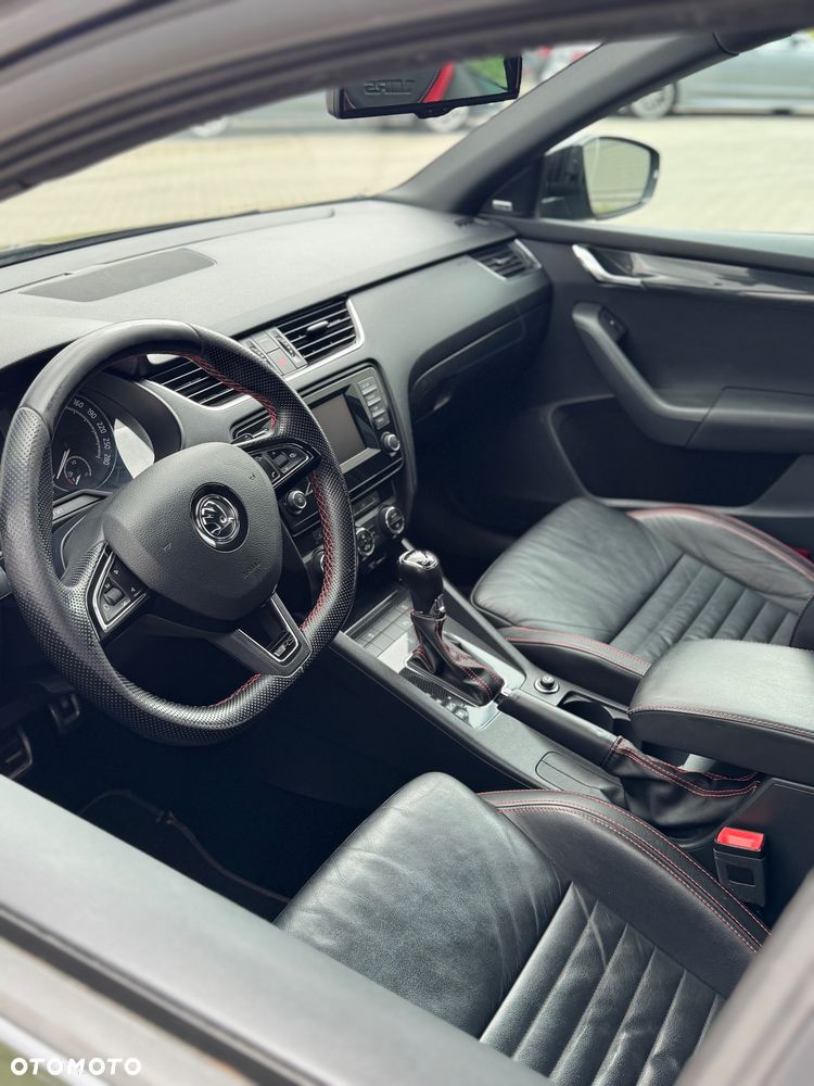 Skoda Octavia 2.0 TDI RS DSG - 12