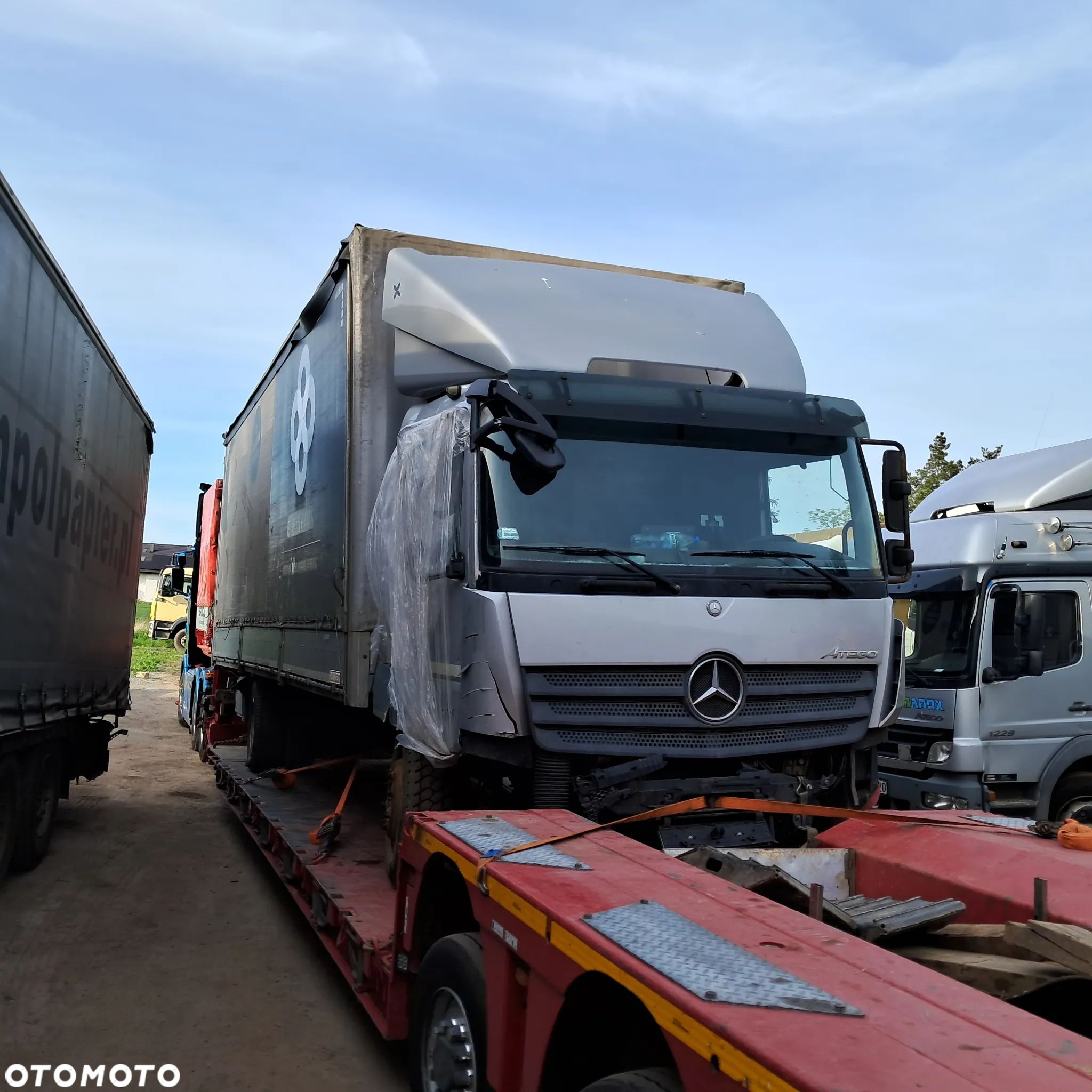 Mercedes-Benz atego - 1