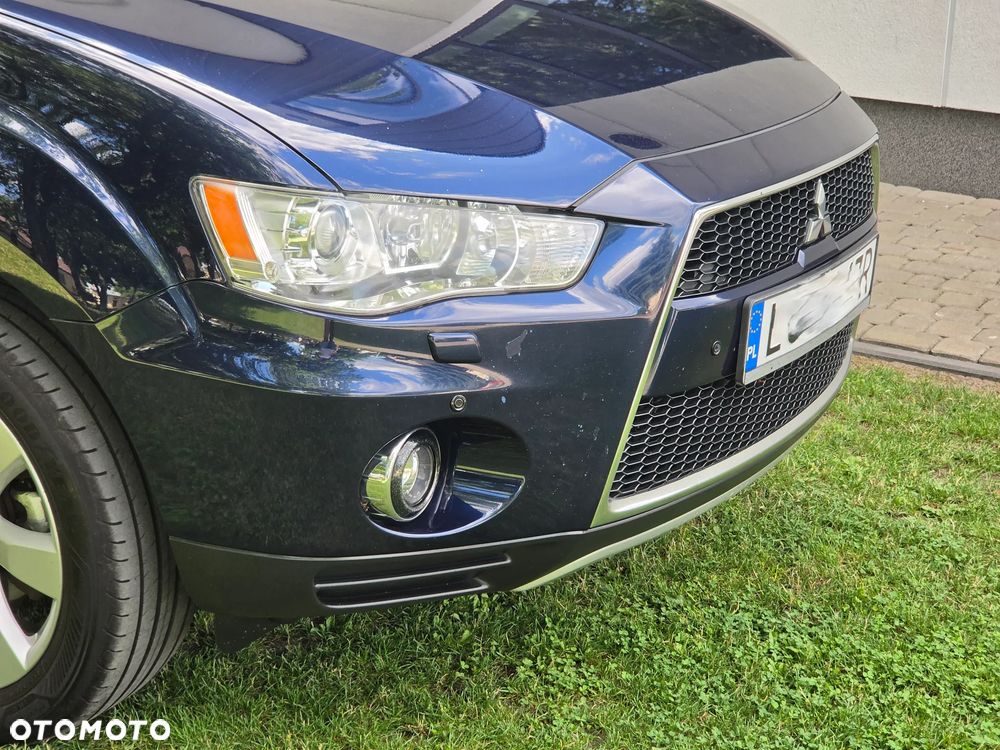 Mitsubishi Outlander 2.0 DI-D 4WD Intense - 15