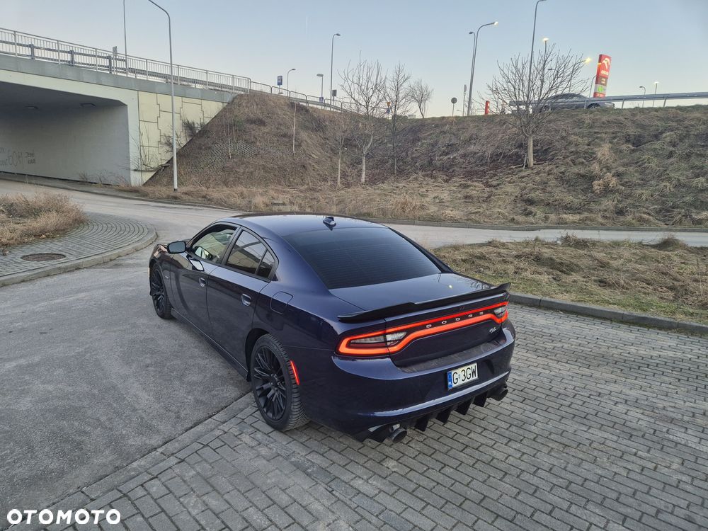 Dodge Charger - 4