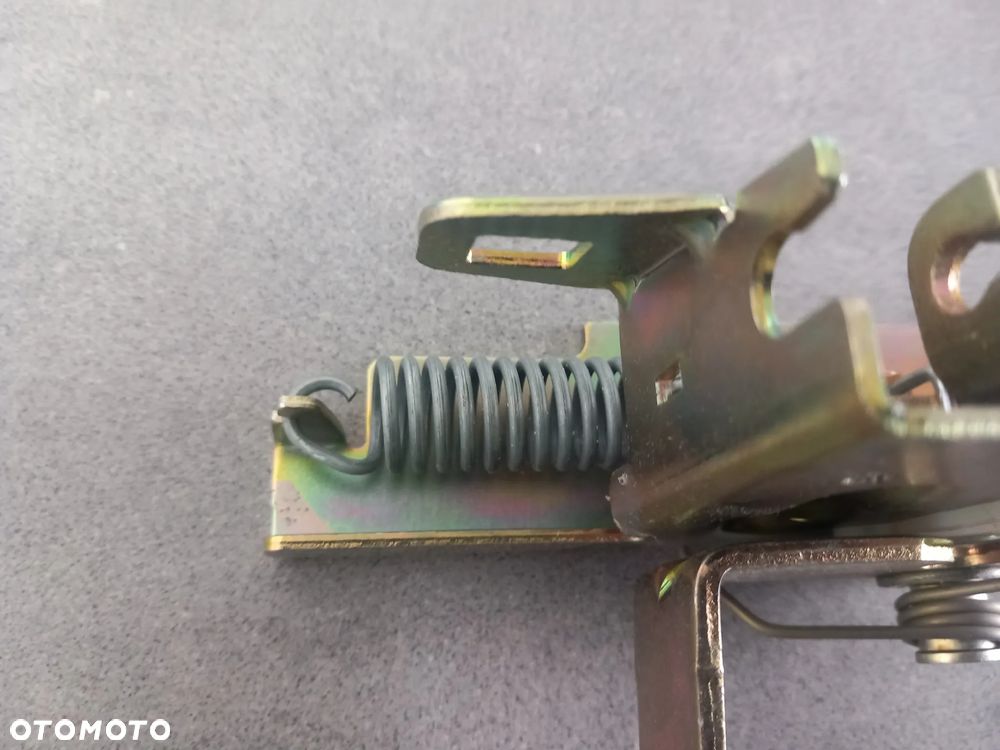 Zamek maski Ford Escort 1995-2001 7219141 - 4