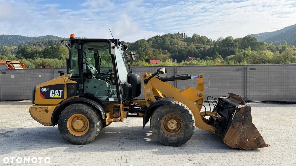 Caterpillar 906H - 6