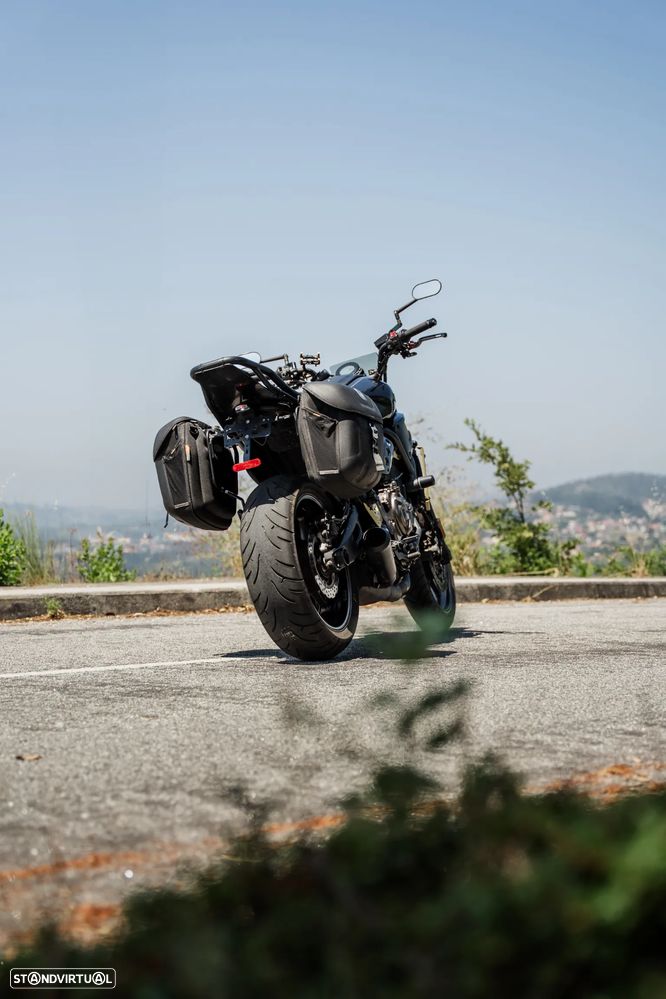 Yamaha XSR 700 - 16