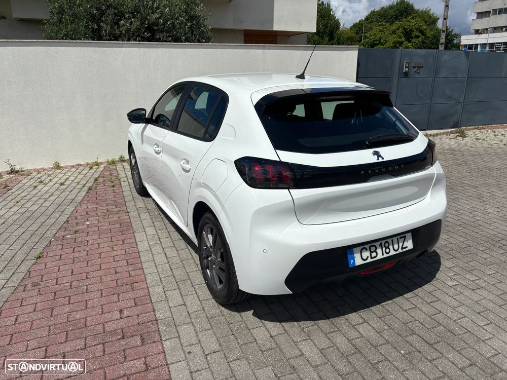 Peugeot 208 PureTech 75 Allure Pack - 11