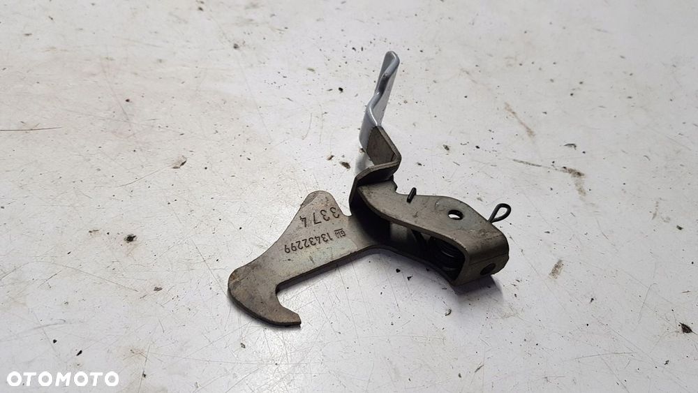 rygiel maski Opel Corsa E - 6