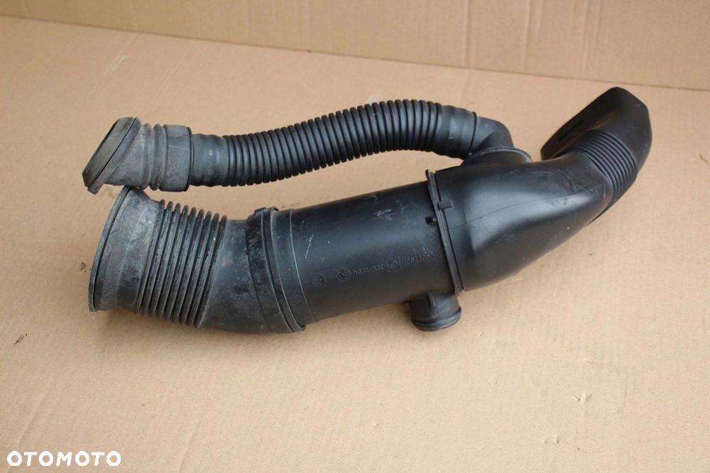 Rura kanał powietrza BMW e39 3.0d 7786221 - 1