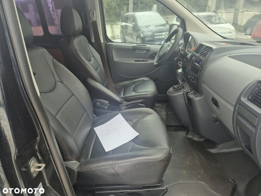 Peugeot Expert - 8